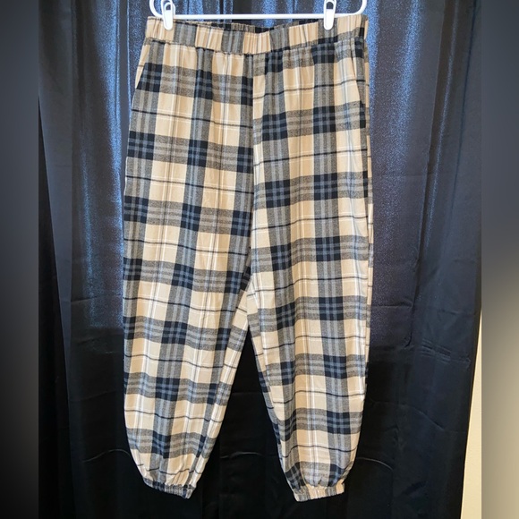Women’s Plus Flannel Joggers - Size: 2XL - Picture 3 of 7